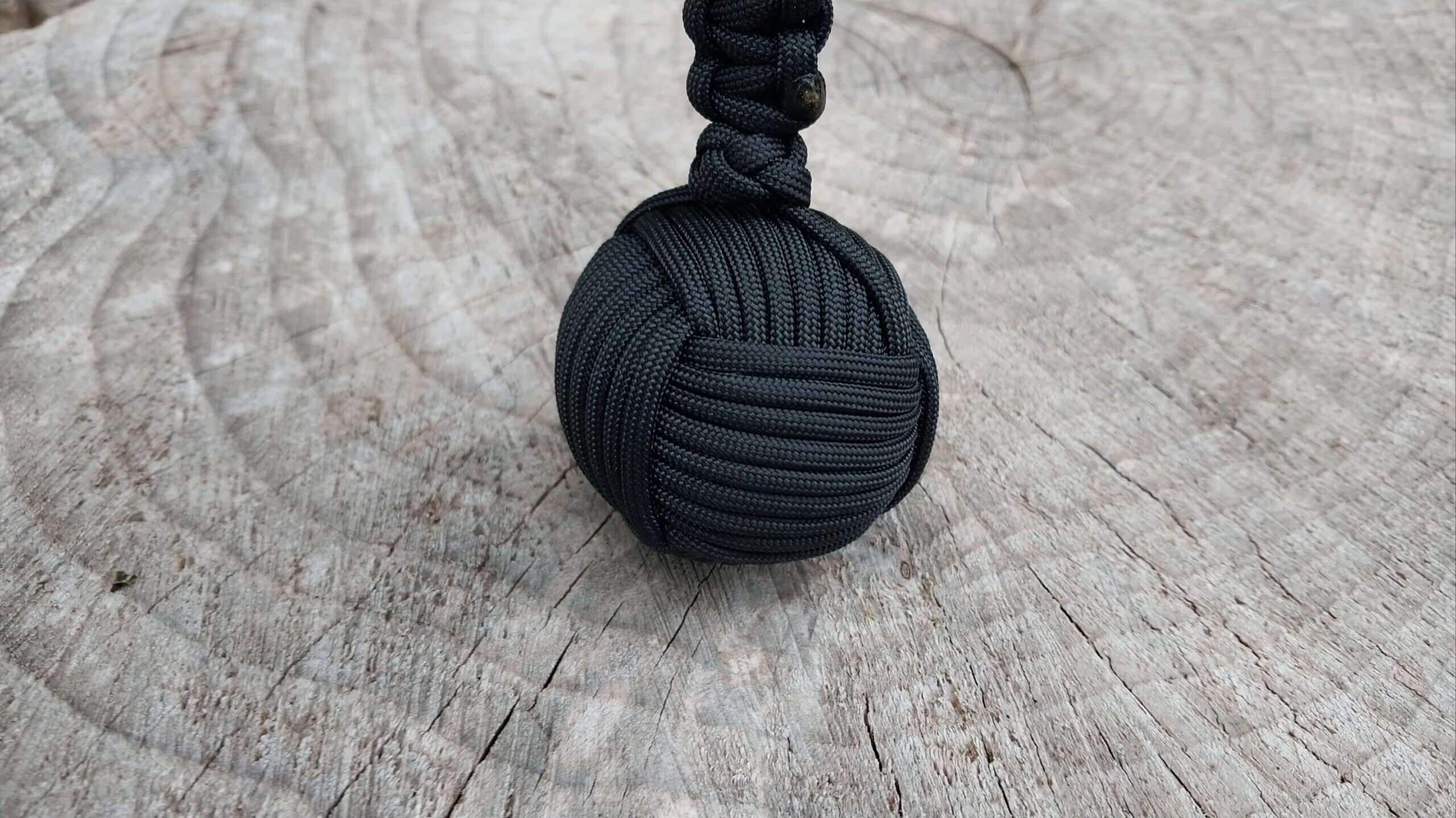 Paracord Golf Ball Monkey Fist image 10