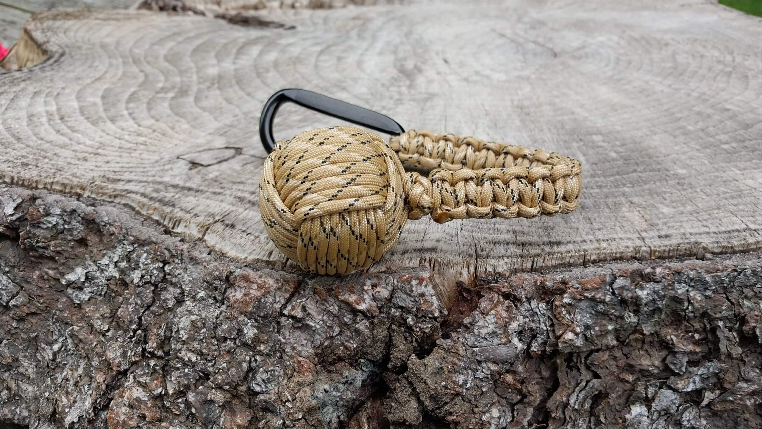 Paracord Golf Ball Monkey Fist - Desert Camo image